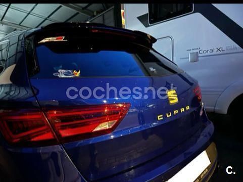 Usado Seat Leon ST CUPRA 300 CV (220 kW) 2018 Azul Familiar