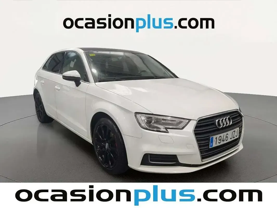 Usado Audi A3 Sportback Design 116 CV (85 kW) 2017 Blanco Utilitario