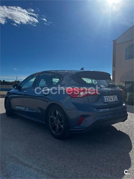 Usado Ford Focus ST-Line 125 CV (91 kW) 2018 Azul Berlina