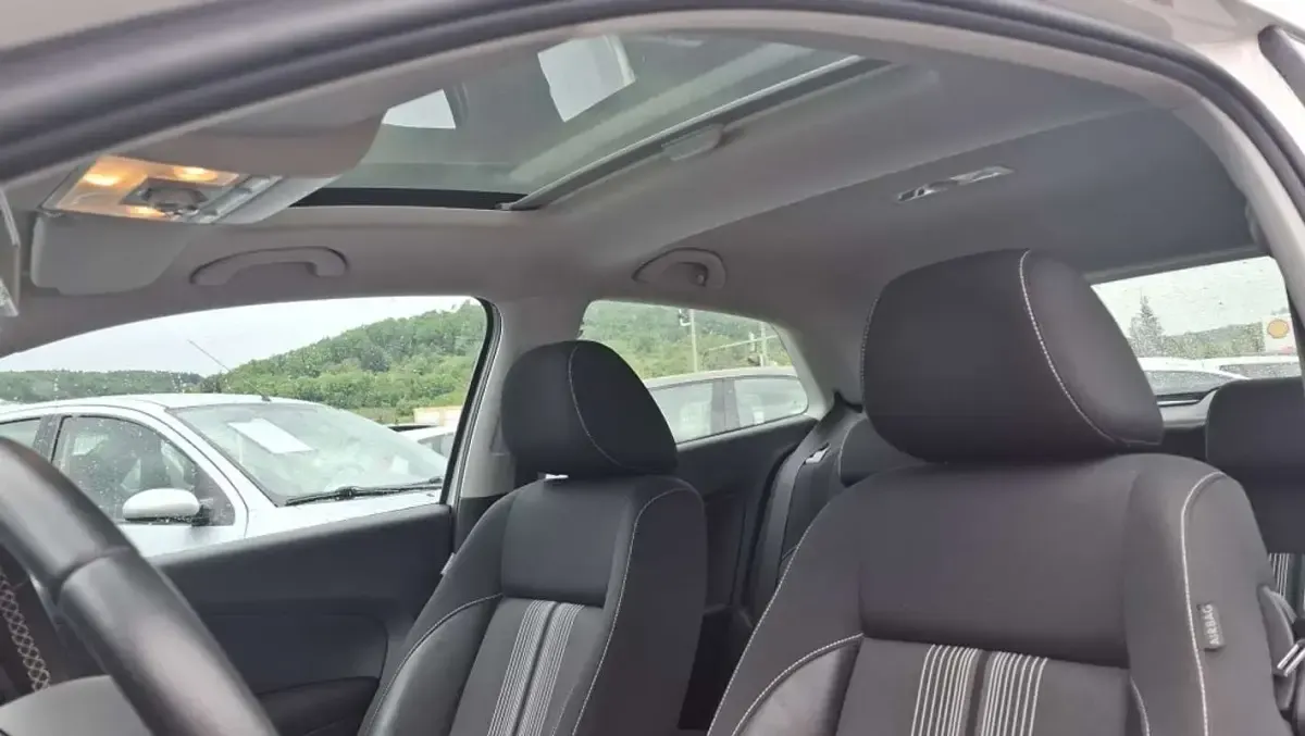 Usado VW Polo 90 CV (66 kW) 2017 Blanco Utilitario