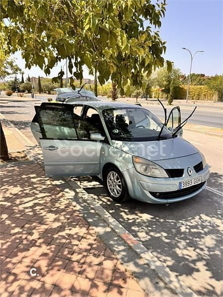 Usado Renault Scénic II Dynamique 105 CV (77 kW) 2008 Azul Monovolumen