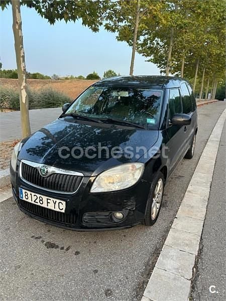 Negro Usado 2007 Skoda Roomster Sport Monovolumen | 2899 € - Imagen 1/4