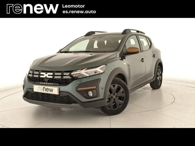 Usado Dacia Sandero Extreme 100 CV (73 kW) 2025 Verde Berlina