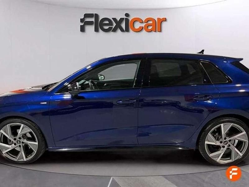 Usado Audi A3 Sportback 150 CV (110 kW) 2023 Azul Utilitario