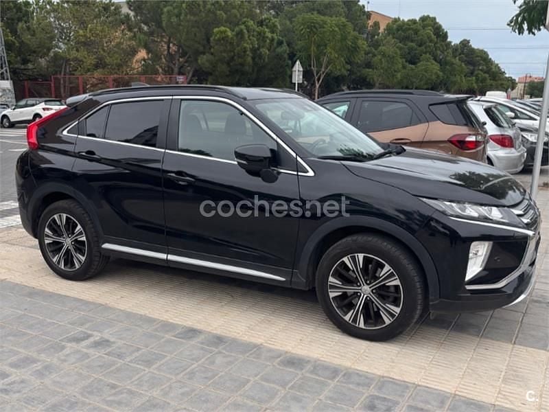 Negro Usado 2019 Mitsubishi Eclipse Cross Spirit SUV | 15.500 € (Buen precio) - Imagen 1/4