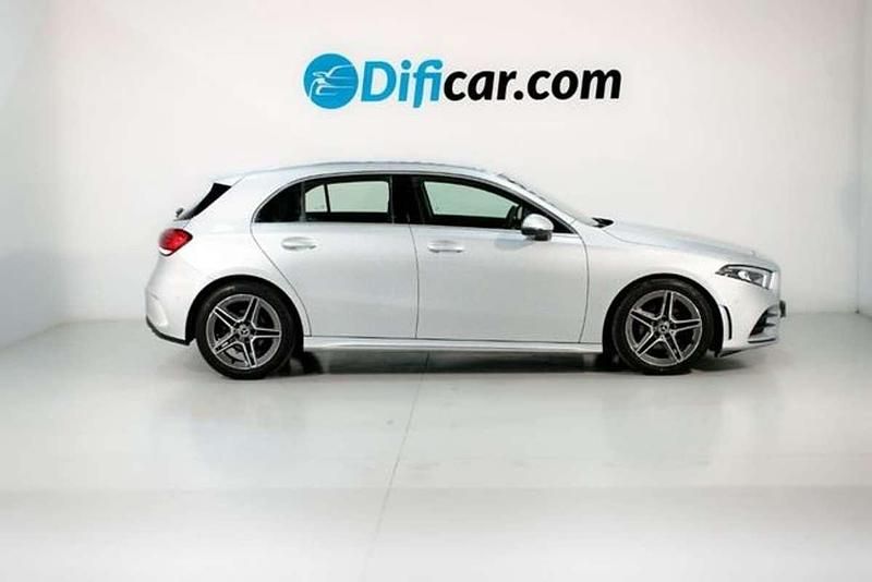Usado Mercedes A220 AMG line 116 CV (85 kW) 2021 Plateado SUV