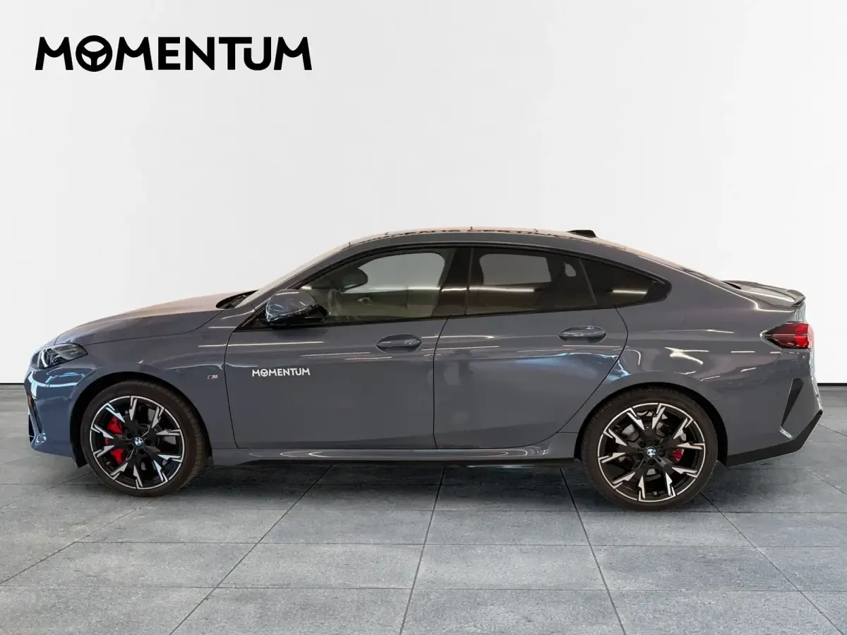 Usado BMW 120 Comfort Edition 163 CV (119 kW) 2026 Gris Utilitario