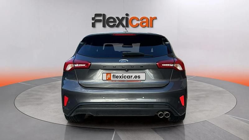 Usado Ford Focus ST-Line 125 CV (91 kW) 2019 Gris Berlina