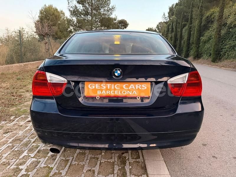 Usado BMW 318 129 CV (94 kW) 2006 Negro Berlina