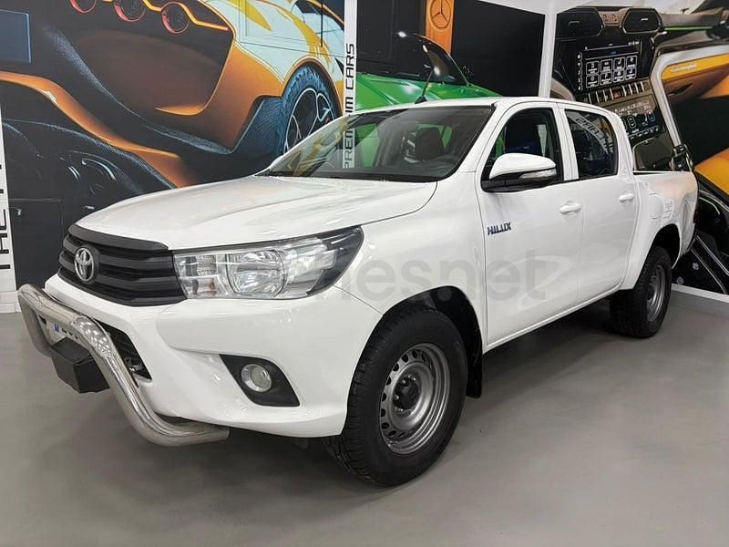 Usado Toyota HiLux 150 CV (110 kW) 2021 Blanco Pickup/Camioneta