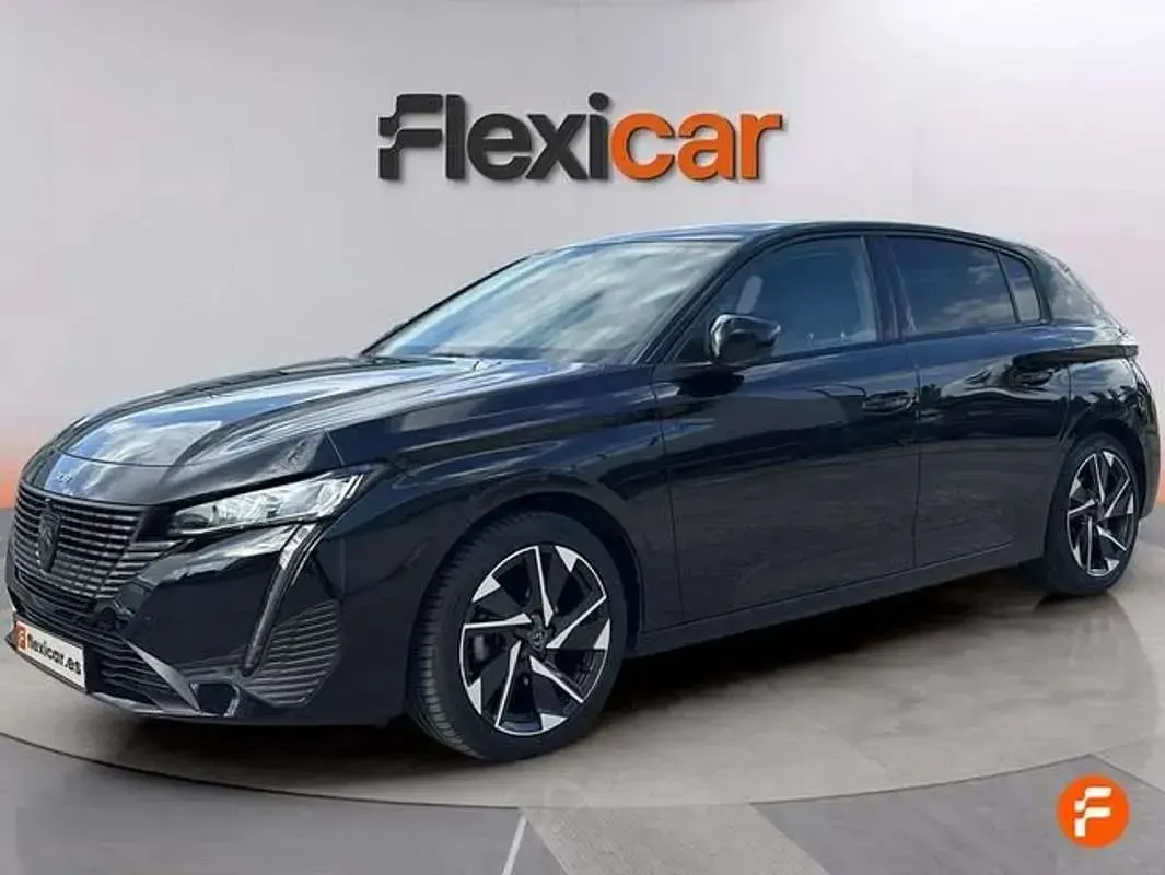 Usado Peugeot 308 Allure 131 CV (96 kW) 2023 Negro Utilitario