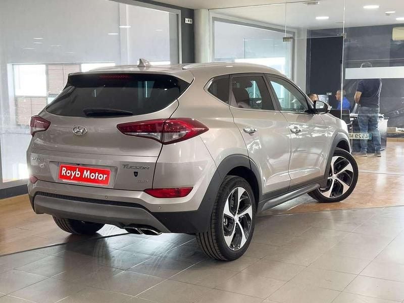 Usado Hyundai Tucson Style 185 HP (136 kW) 2016 Cinzento SUV