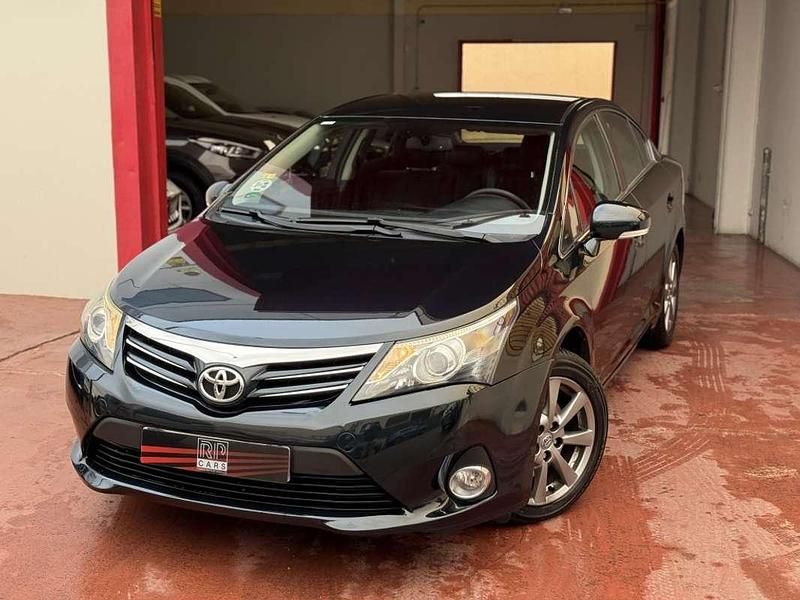 Usado Toyota Avensis Executive 150 CV (110 kW) 2013 Azul Berlina