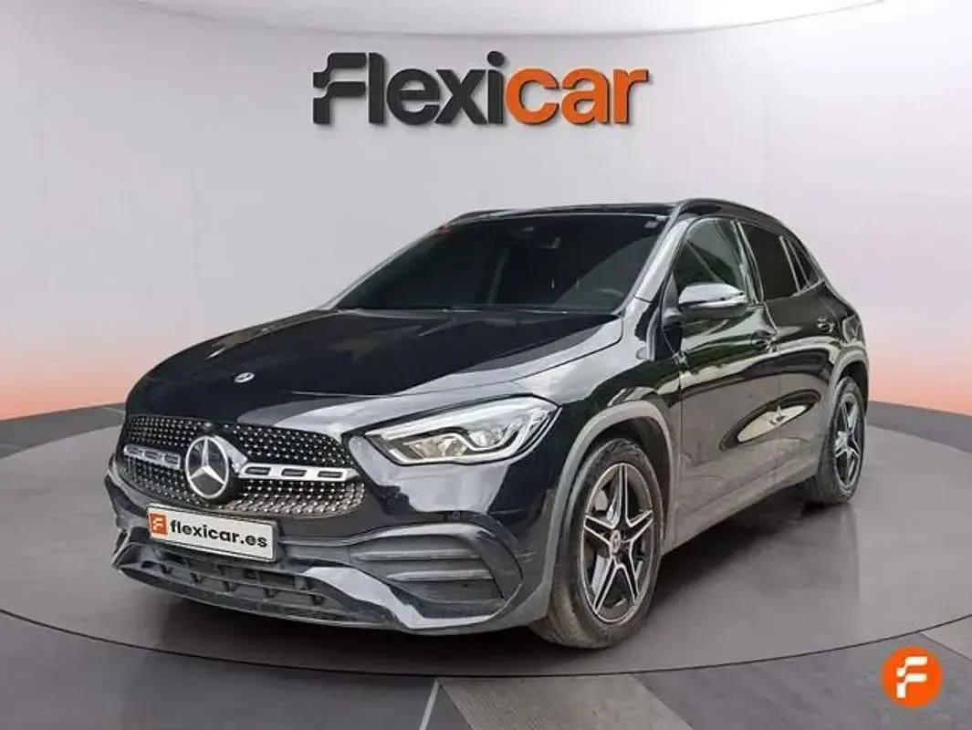 Usado Mercedes GLA220 190 CV (139 kW) 2021 Negro SUV
