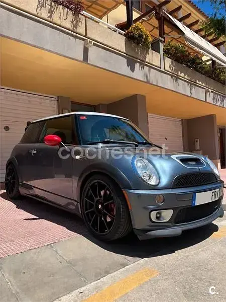 Usado Mini John Cooper Works 218 CV (160 kW) 2006 Gris / plata Utilitario