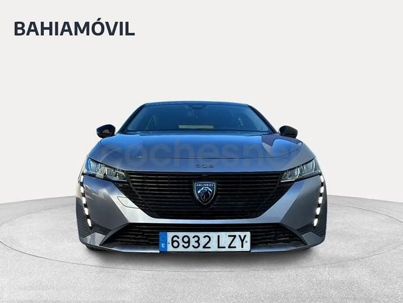 Usado Peugeot 308 Active 110 CV (80 kW) 2022 Gris / plata Berlina