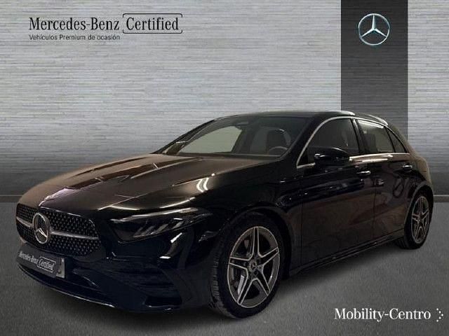 Negro noche Usado 2024 Mercedes A180 AMG line | 33.100 € (Precio justo) - Imagen 1/4