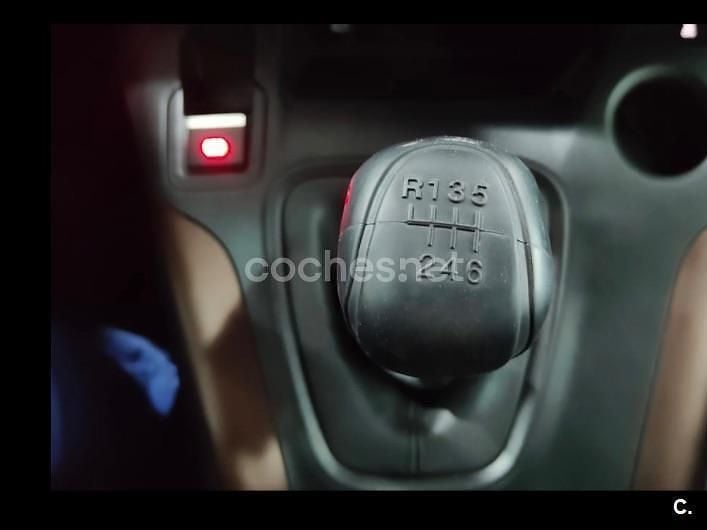Granate Usado 2018 Peugeot Rifter GT-line Monovolumen | 18.000 € (Buen precio) - Imagen 1/4