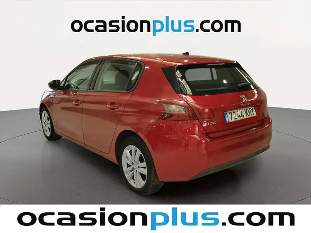 Usado Peugeot 308 Active 99 CV (72 kW) 2018 Rojo Utilitario