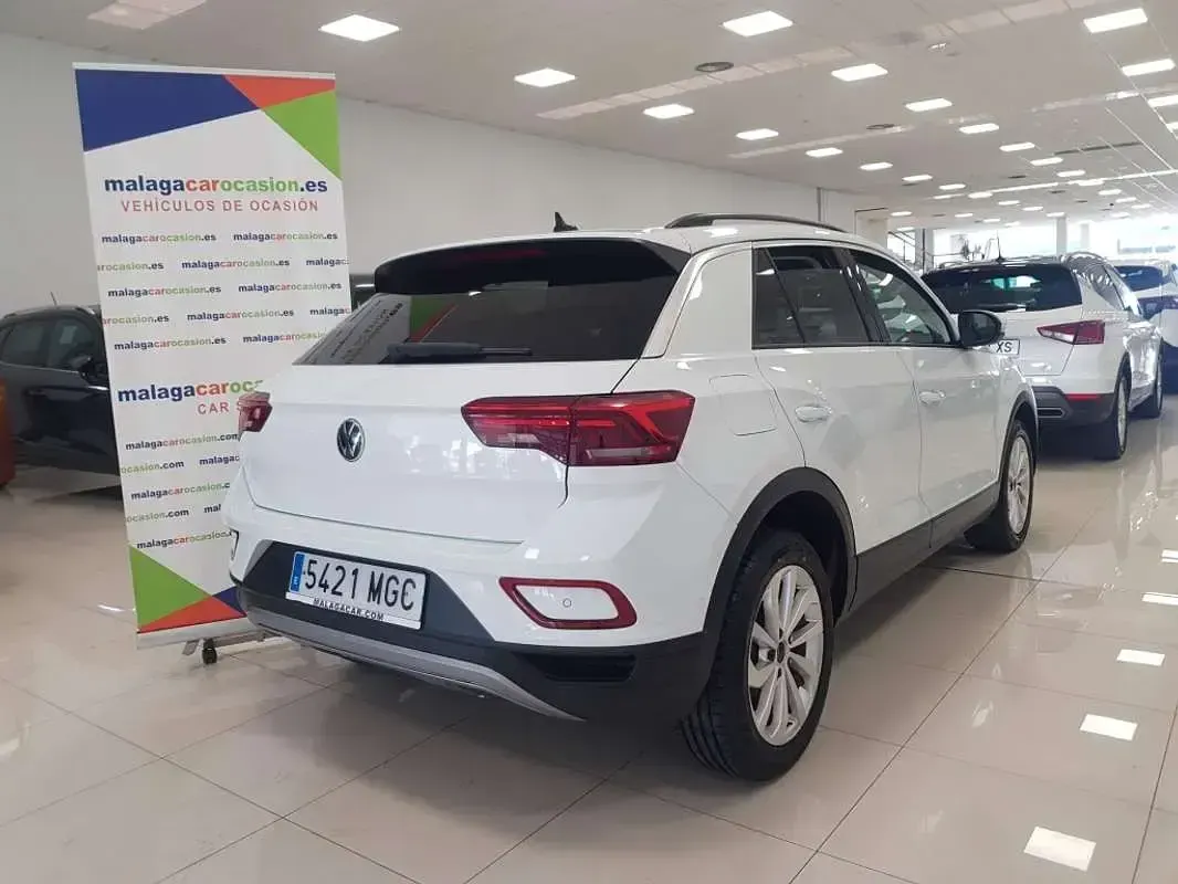 Usado VW T-Roc Life 110 CV (80 kW) 2023 Blanco SUV