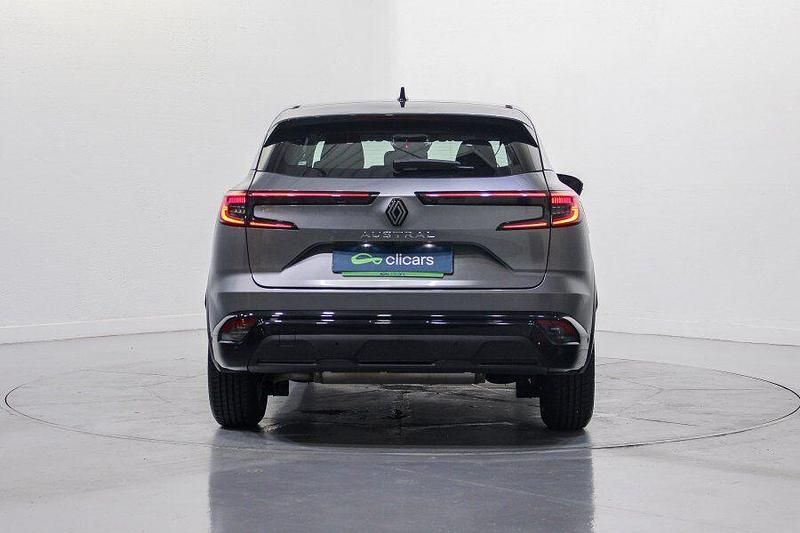 Usado Renault Austral Equilibre 140 CV (102 kW) 2022 Gris SUV