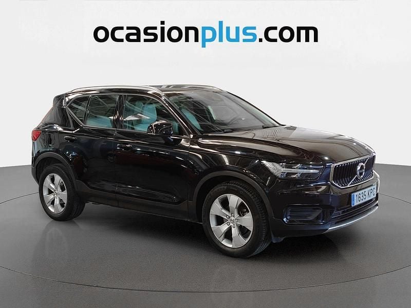 Usado Volvo XC40 Momentum 150 CV (110 kW) 2018 Negro SUV