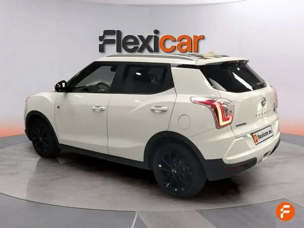 Usado SsangYong Tivoli Limited 116 CV (85 kW) 2018 Blanco SUV