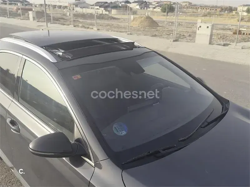 Usado Kia XCeed 160 CV (117 kW) 2021 Gris / plata SUV