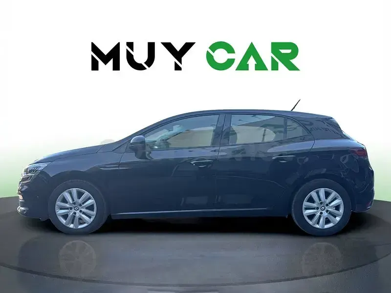 Usado Renault Mégane II Equilibre 115 CV (84 kW) 2022 Negro Berlina