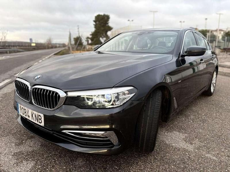 Usado BMW 520 Luxury Line 190 CV (139 kW) 2018 Negro Berlina