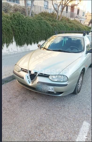 Verde Usado 2001 Alfa Romeo 156 Progression Familiar | 990 € - Imagen 1/4