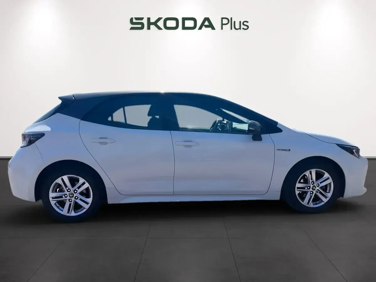 Usado Toyota Corolla Active 122 CV (89 kW) 2019 Blanco