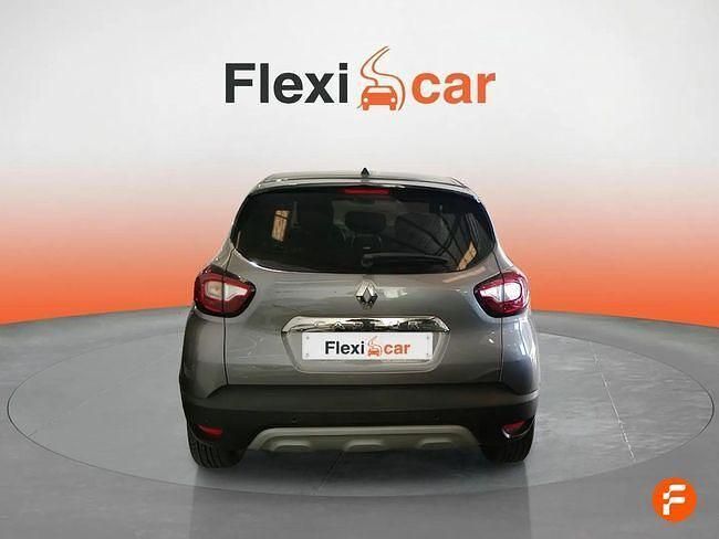 Usado Renault Captur Zen 90 CV (66 kW) 2019 Gris SUV