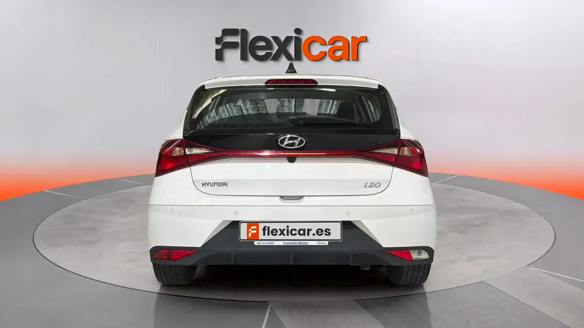 Usado Hyundai i20 101 CV (74 kW) 2022 Blanco Utilitario