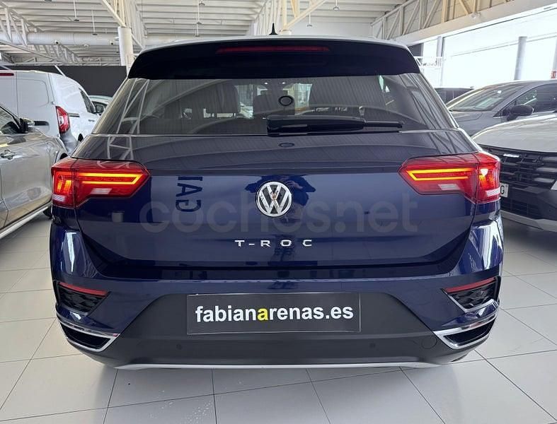 Usado VW T-Roc Advance 115 CV (84 kW) 2019 Azul SUV