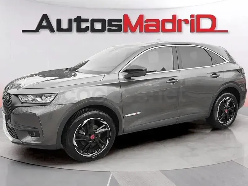 Usado DS Automobiles DS7 Crossback 130 CV (95 kW) 2021 Gris / plata SUV