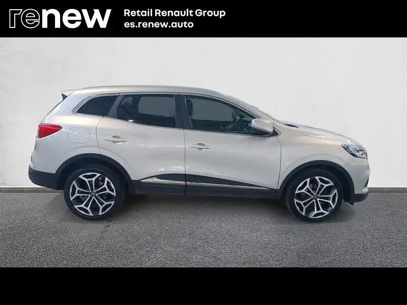 Usado Renault Kadjar Zen 150 CV (110 kW) 2021 Gris SUV