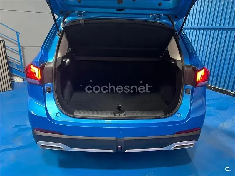 Usado MG ZS Luxury 197 CV (144 kW) 2025 Azul SUV