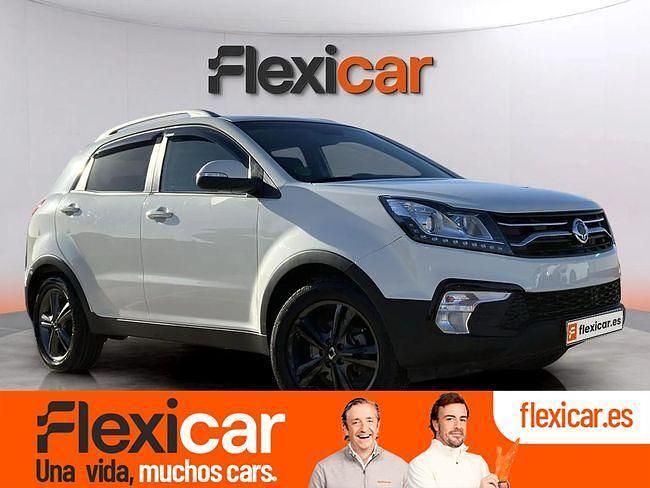 Blanco Usado 2017 Ssangyong (KGM) Korando Limited SUV | 15.409 € - Imagen 1/4
