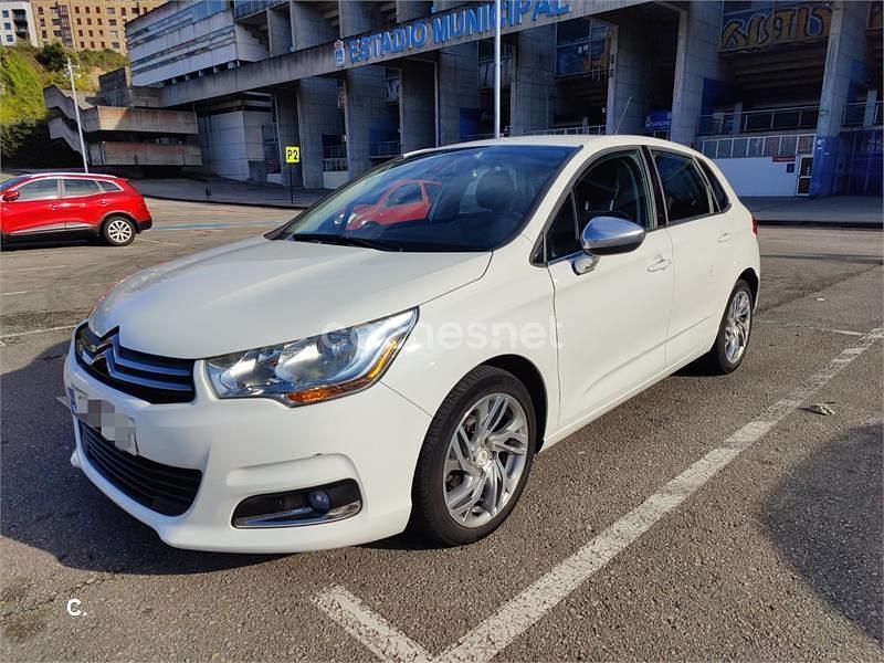Usado Citroën C4 92 CV (67 kW) 2013 Blanco Berlina