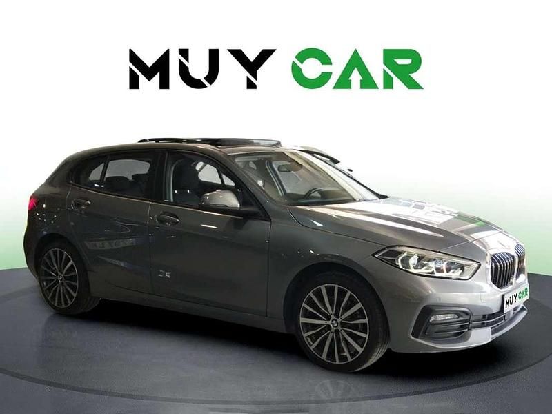 Usado BMW 118 136 CV (100 kW) 2023 Gris Utilitario