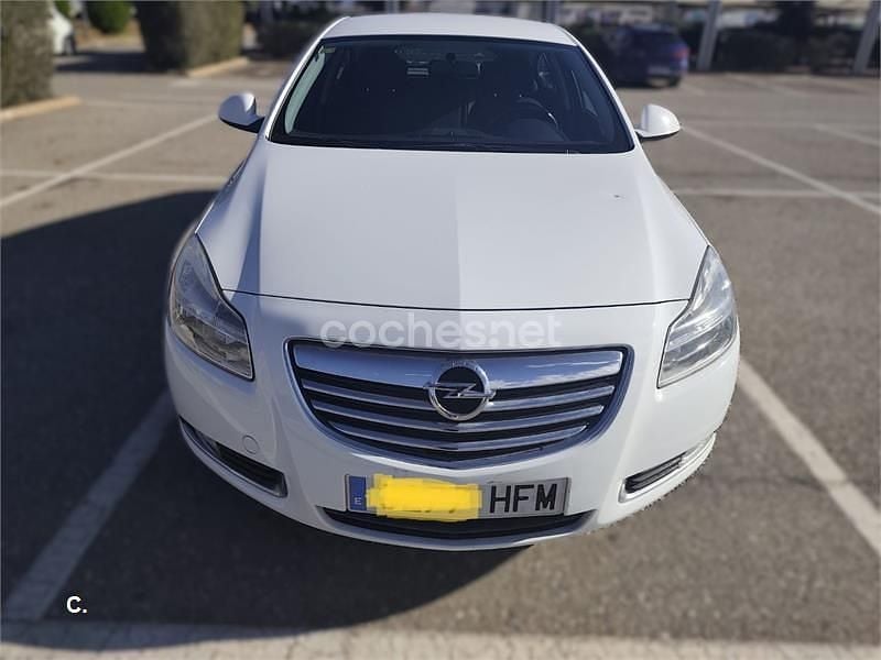 Usado Opel Insignia Edition 130 CV (95 kW) 2011 Blanco Berlina