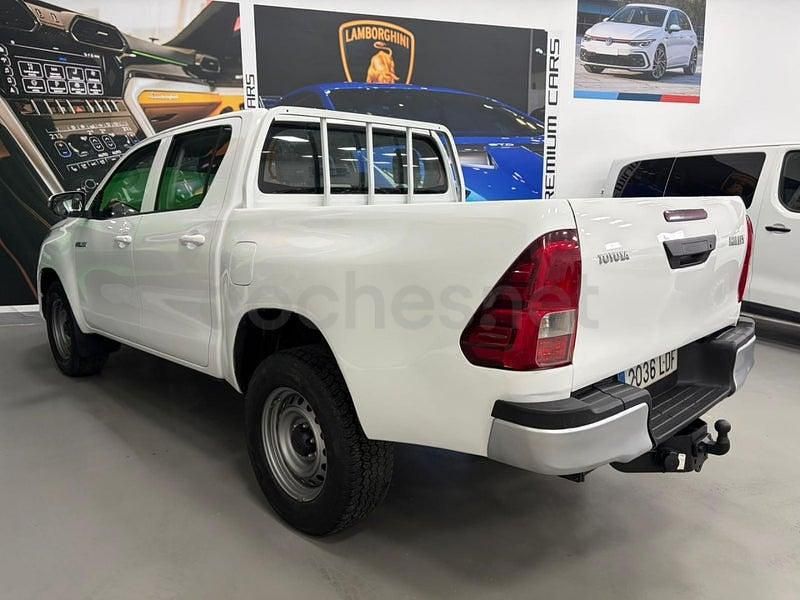 Usado Toyota HiLux 150 CV (110 kW) 2021 Blanco Pickup/Camioneta
