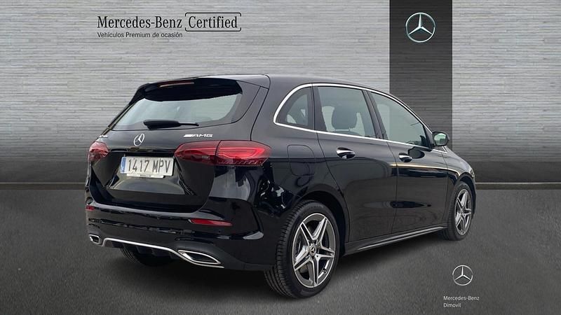 Usado Mercedes B250e AMG line 218 CV (160 kW) 2024 Negro noche Monovolumen