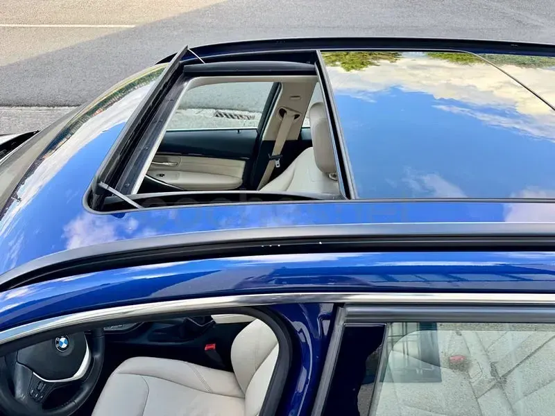 Usado BMW 320 190 HP (139 kW) 2016 Azul Carrinha