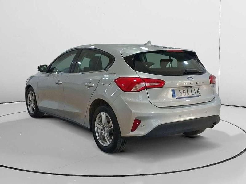 Usado Ford Focus Trend+ 126 CV (92 kW) 2021 Gris Utilitario