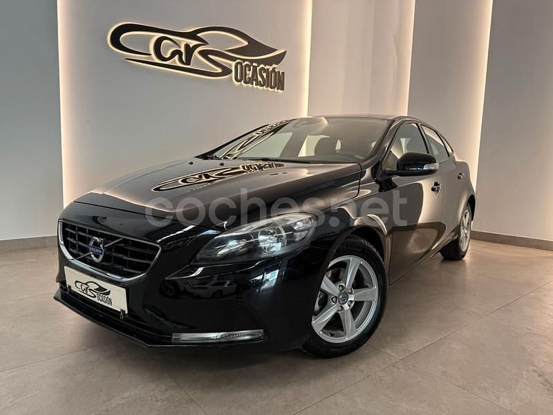 Negro Usado 2014 Volvo V40 Momentum Familiar | 10.500 € (Precio justo) - Imagen 1/4
