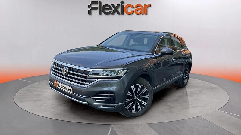 Usado VW Touareg 381 CV (280 kW) 2021 Gris SUV
