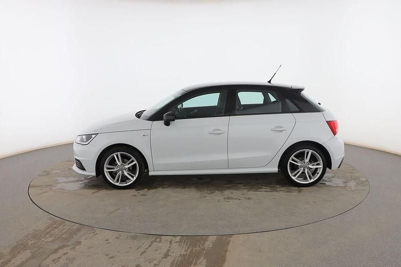 Usado Audi A1 Sportback Attraction 95 CV (69 kW) 2018 Blanco Utilitario