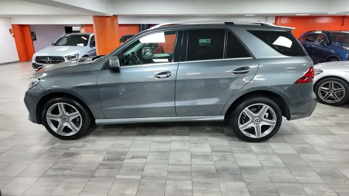Usado Mercedes GLE250 204 CV (150 kW) 2018 Gris SUV